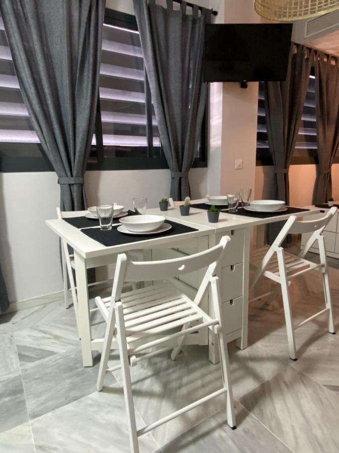 Ferienwohnung Quattro Triana En Salado Sevilla Exterior foto