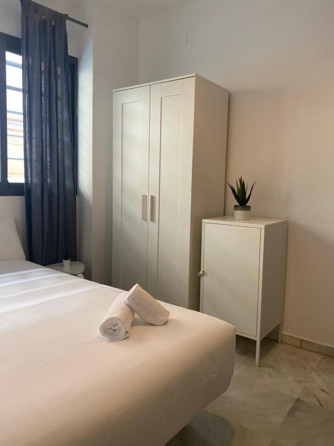 Ferienwohnung Quattro Triana En Salado Sevilla Exterior foto